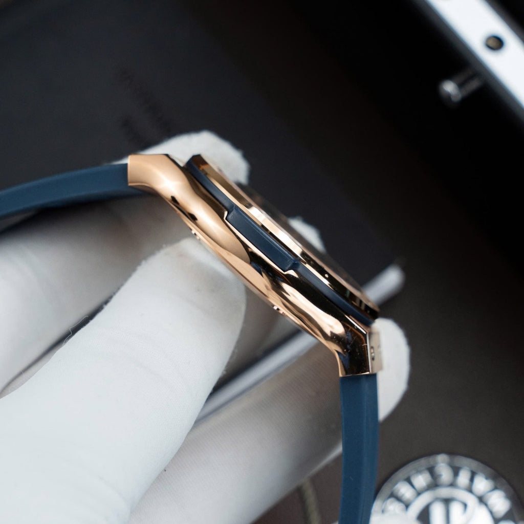 Hublot  Watch Classic Fusion King Gold Dial Blue Movement SW300 Rubber Strap 42mm