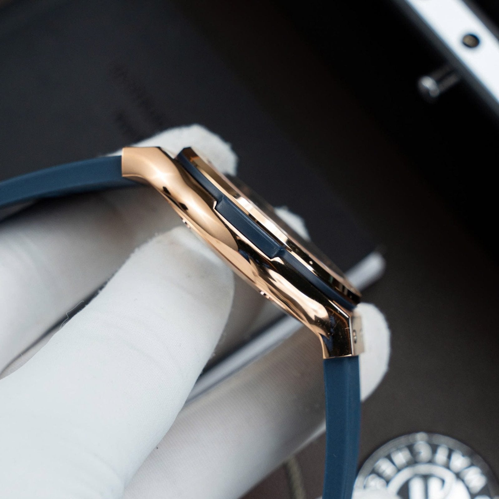 Hublot  Watch Classic Fusion King Gold Dial Blue Movement SW300 Rubber Strap 42mm