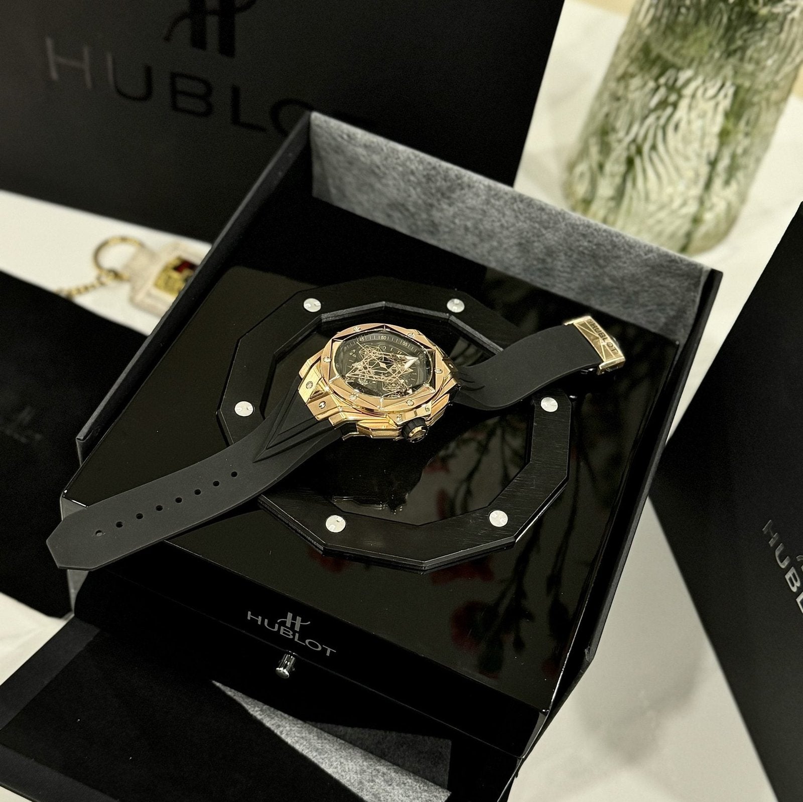 Hublot Watch Big Bang Sang Bleu ll King Gold Black Dial 45mm