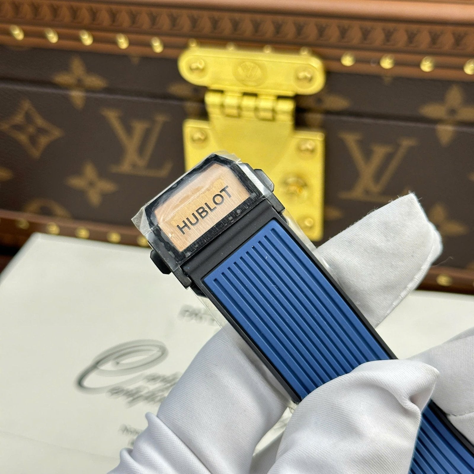 Hublot Spirit Of Big Bang King Gold  Watch Dial Blue 42mm