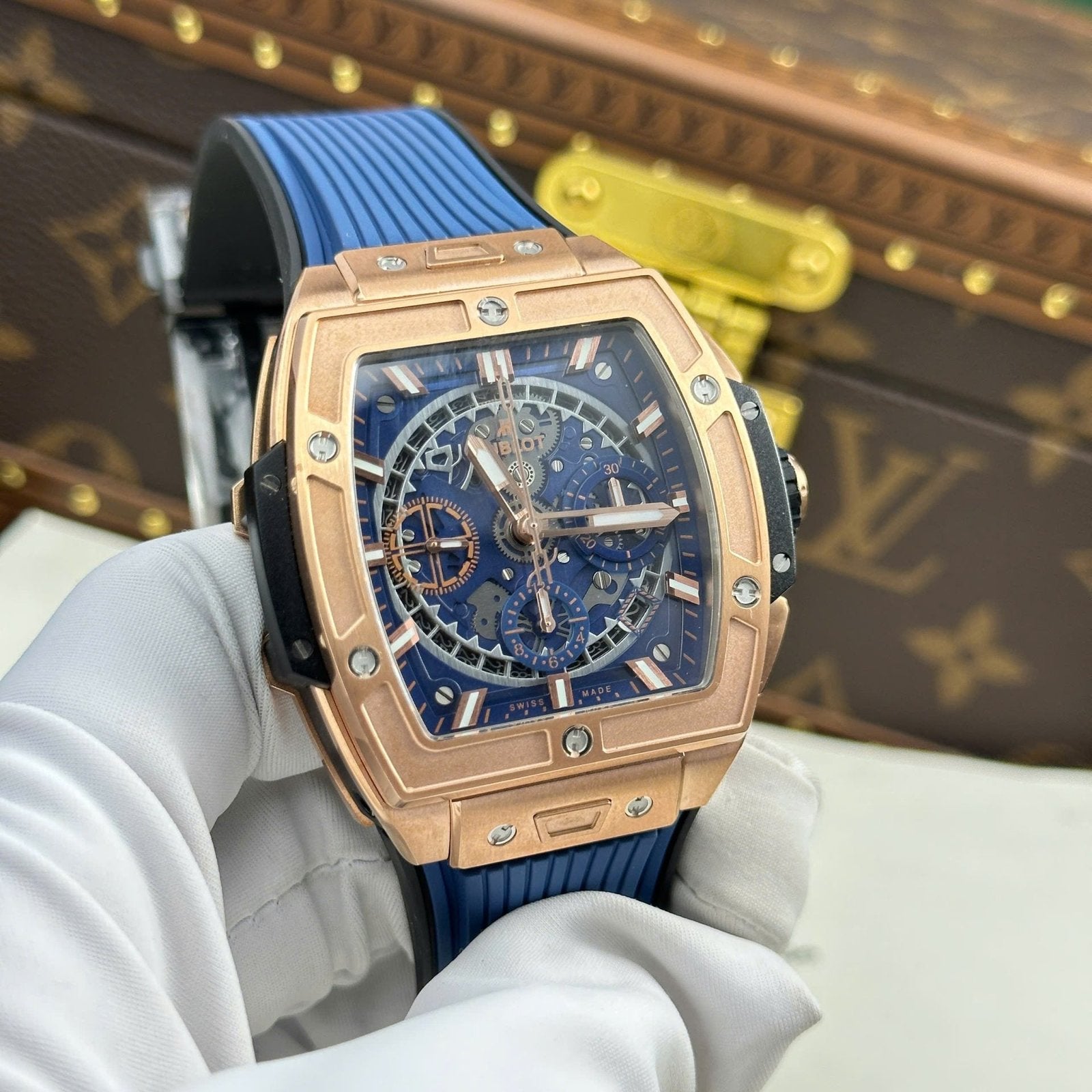 Hublot Spirit Of Big Bang King Gold  Watch Dial Blue 42mm