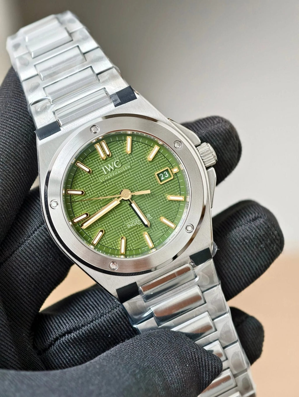 IWC Ingenieur Watch Green Dial Automatic Movement 40mm