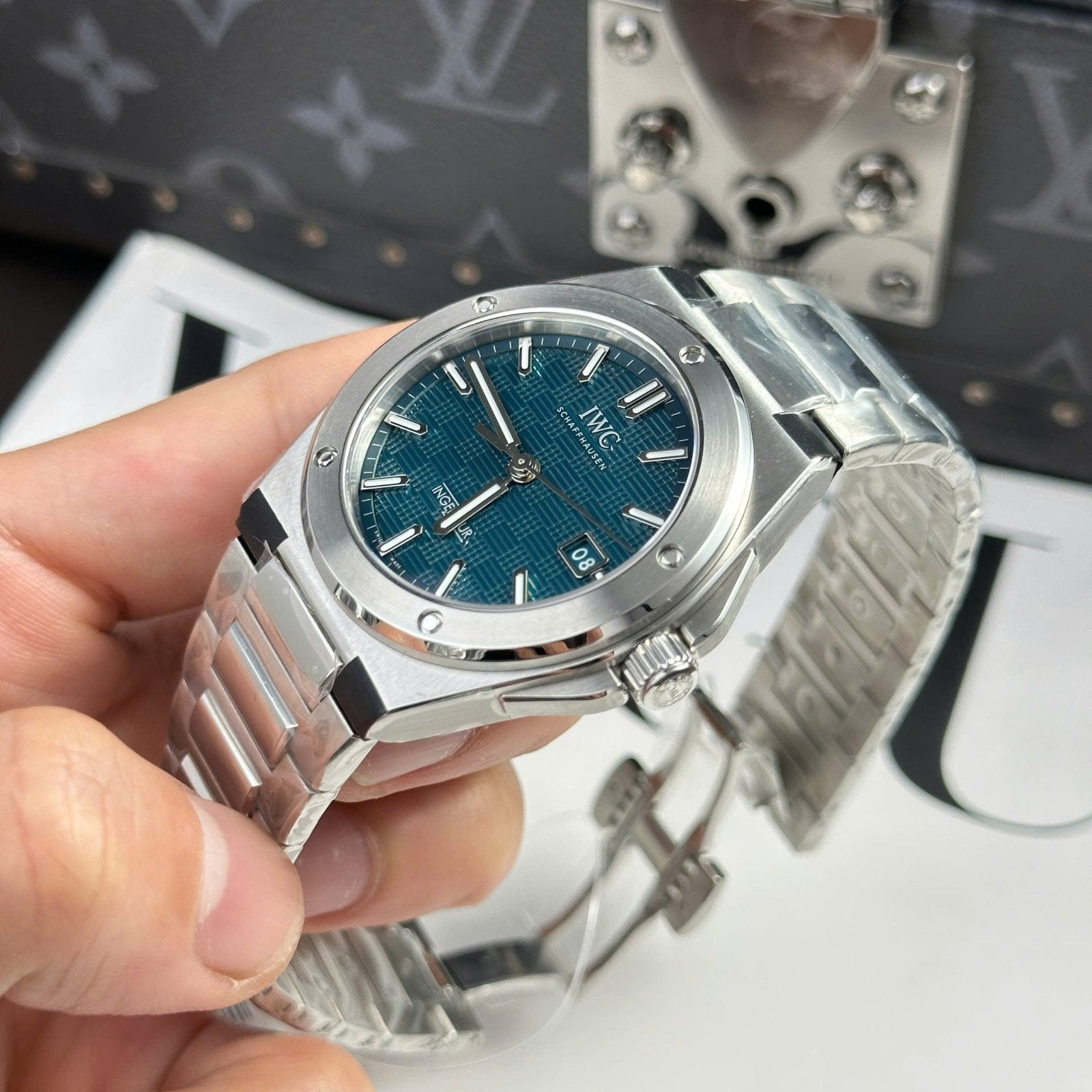 IWC Ingenieur Watch Blue Dial Automatic Movement 40mm