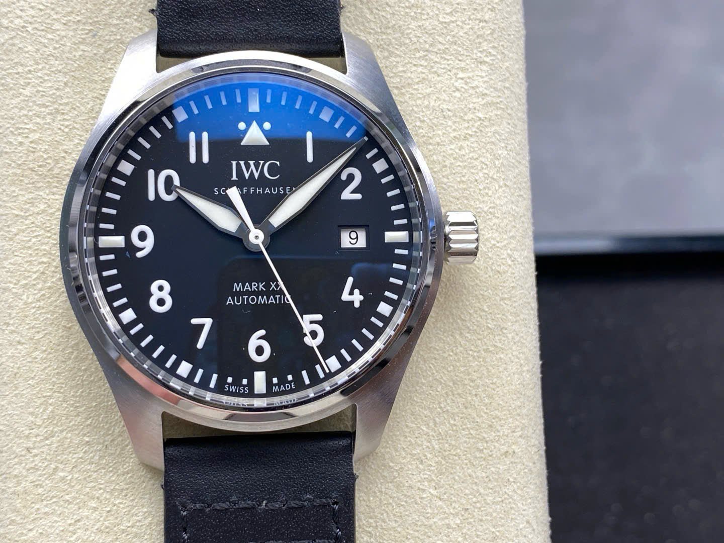 IWC Schaffhausen Pilot’s Mark XX Black Dial Watch 40mm