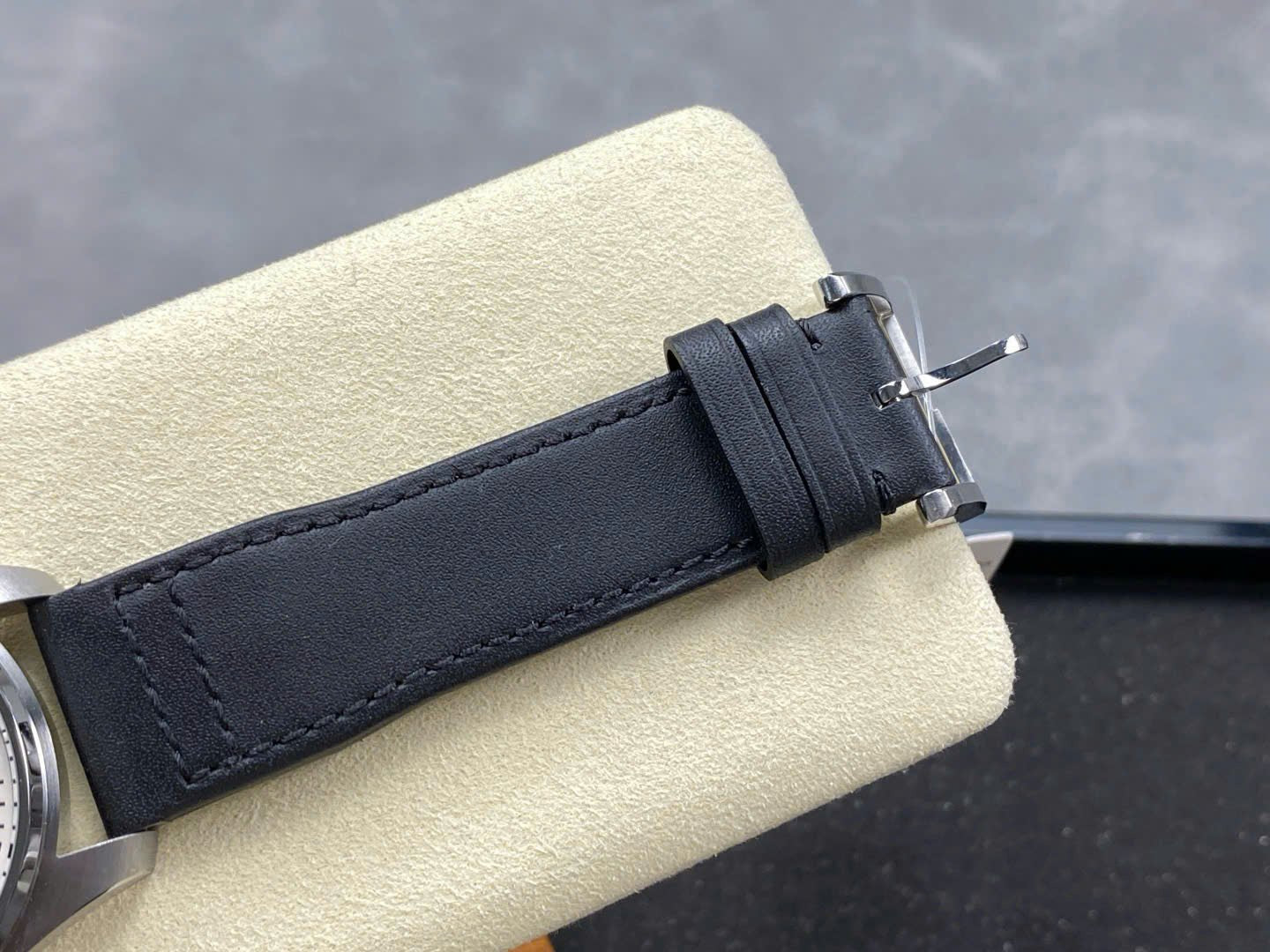 IWC Schaffhausen Pilot’s Mark XX White Dial Watch 40mm