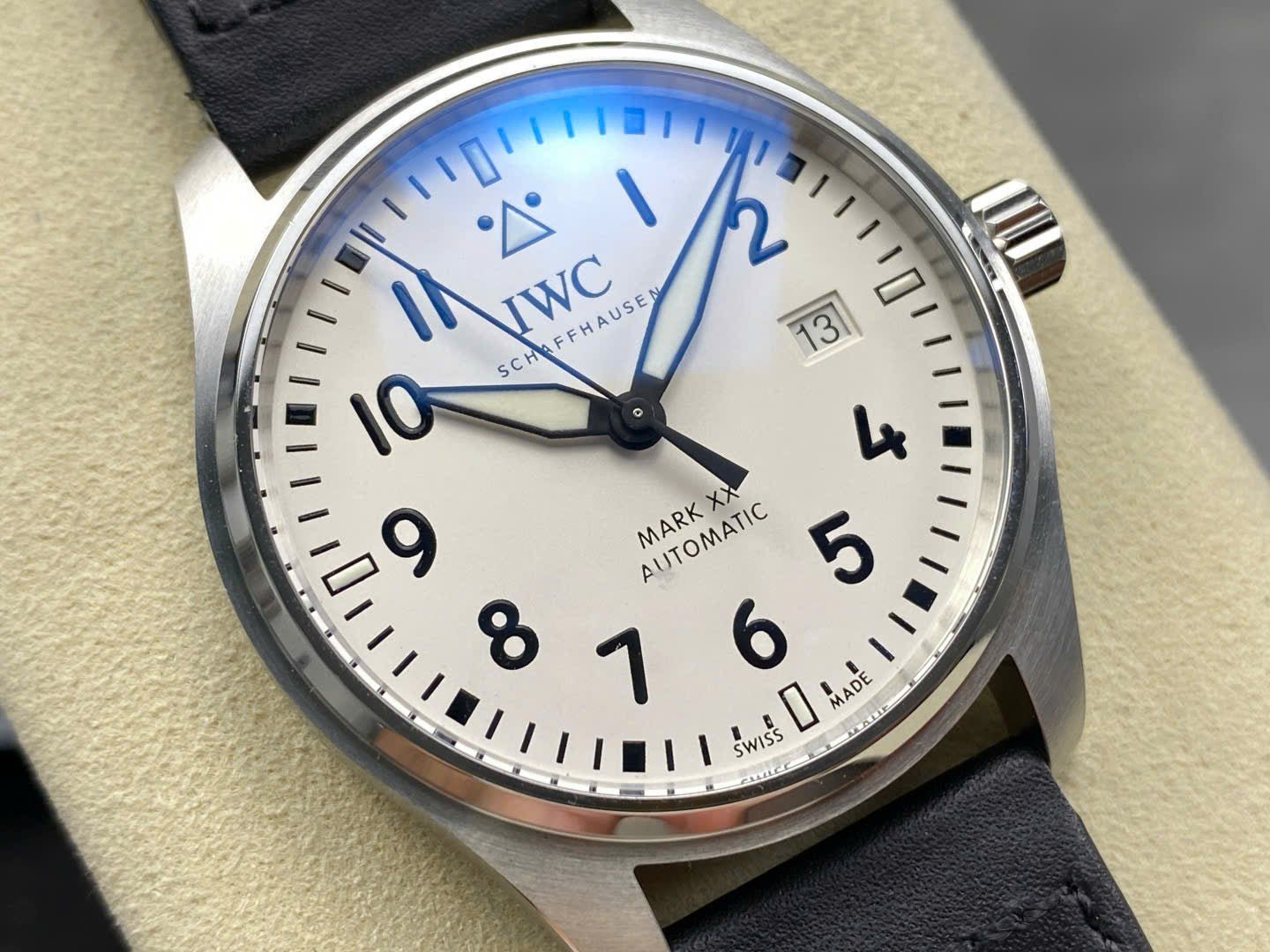 IWC Schaffhausen Pilot’s Mark XX White Dial Watch 40mm