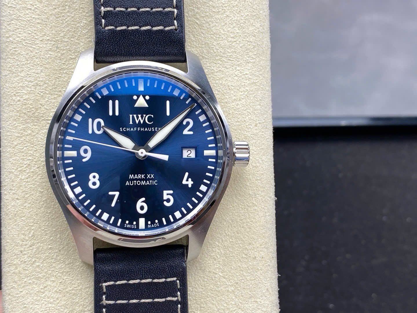 IWC Schaffhausen Pilot’s Mark XX Watch Blue Dial 40mm