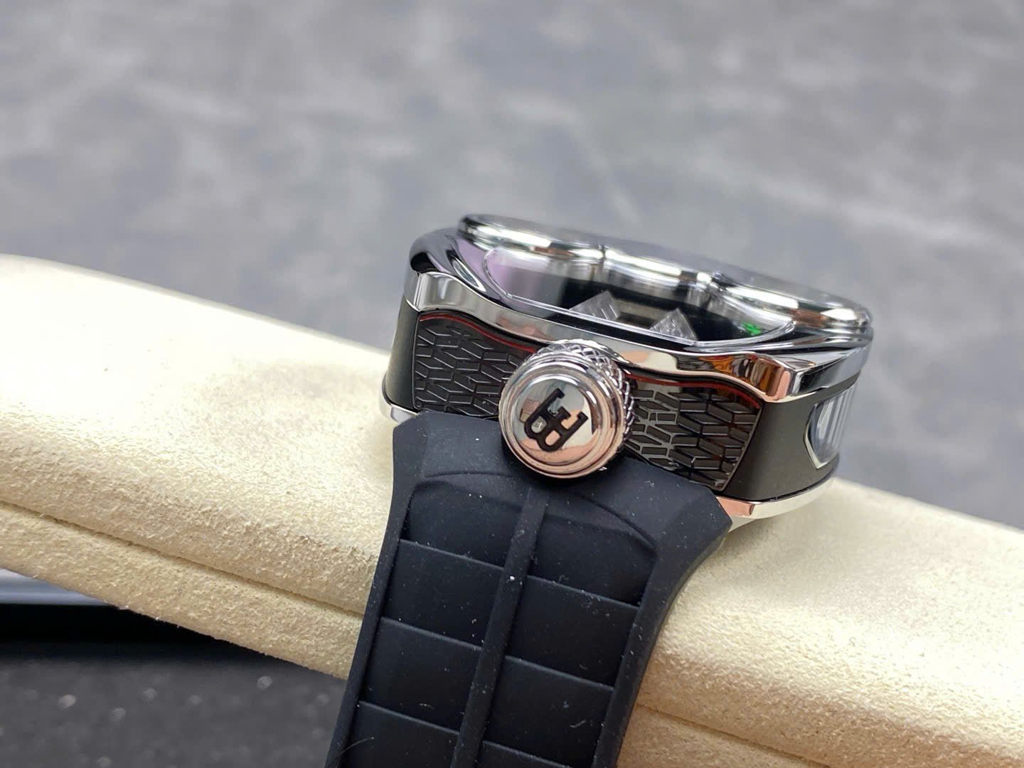 Jaboc &amp; Co Bugatti Watch Rubber Strap Black 52x48mm