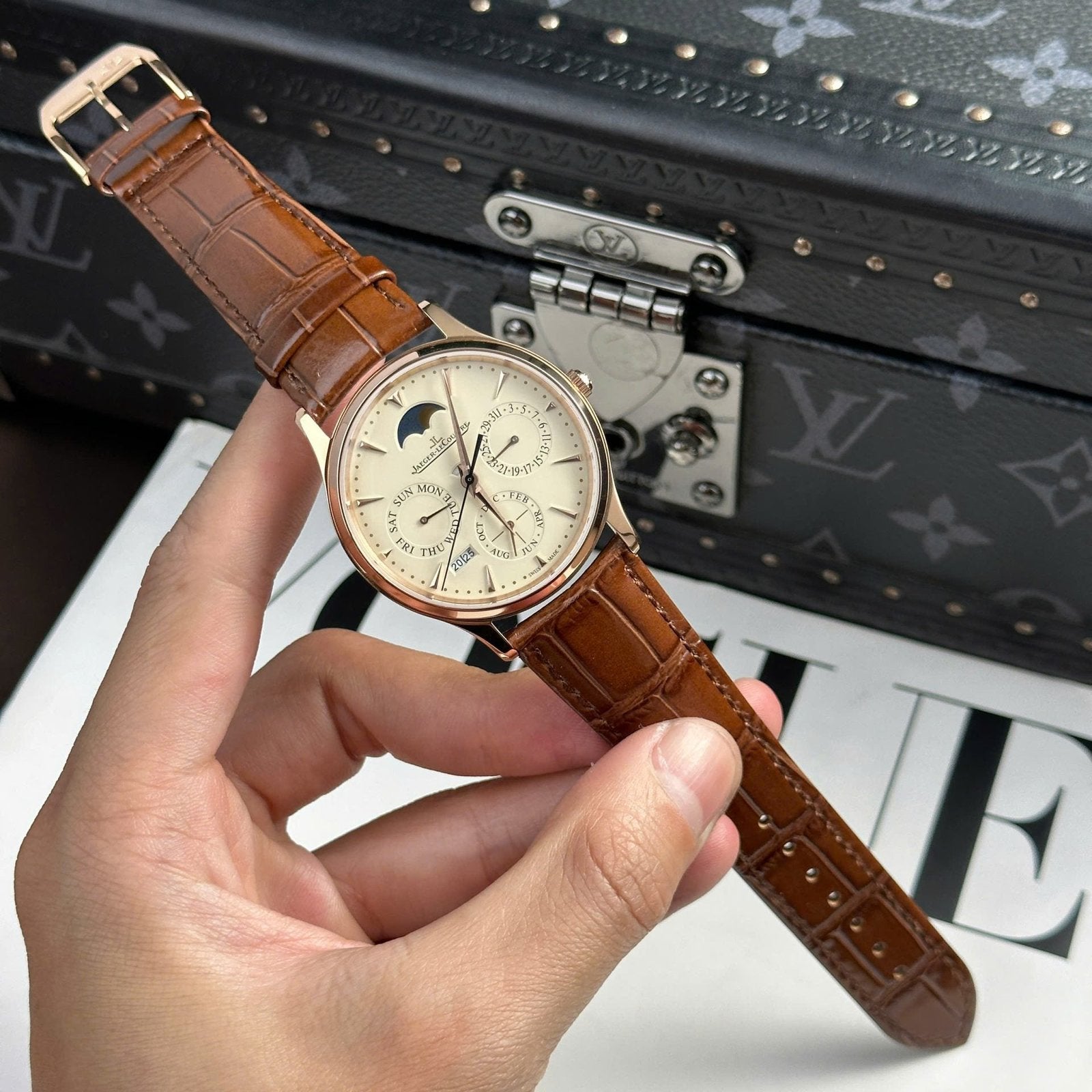 Jaeger LeCoultre Watch Ultrathin Perpetual Calendar Leather Strap 39mm
