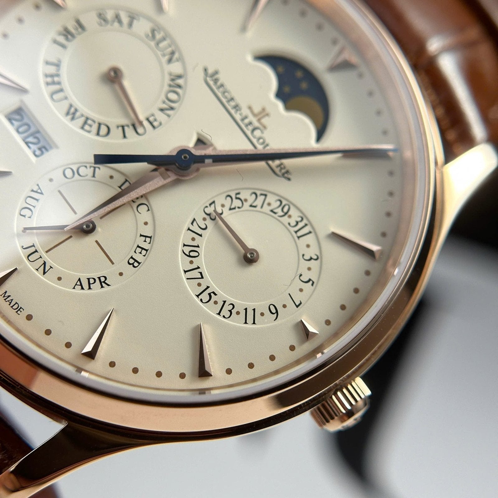 Jaeger LeCoultre Watch Ultrathin Perpetual Calendar Leather Strap 39mm