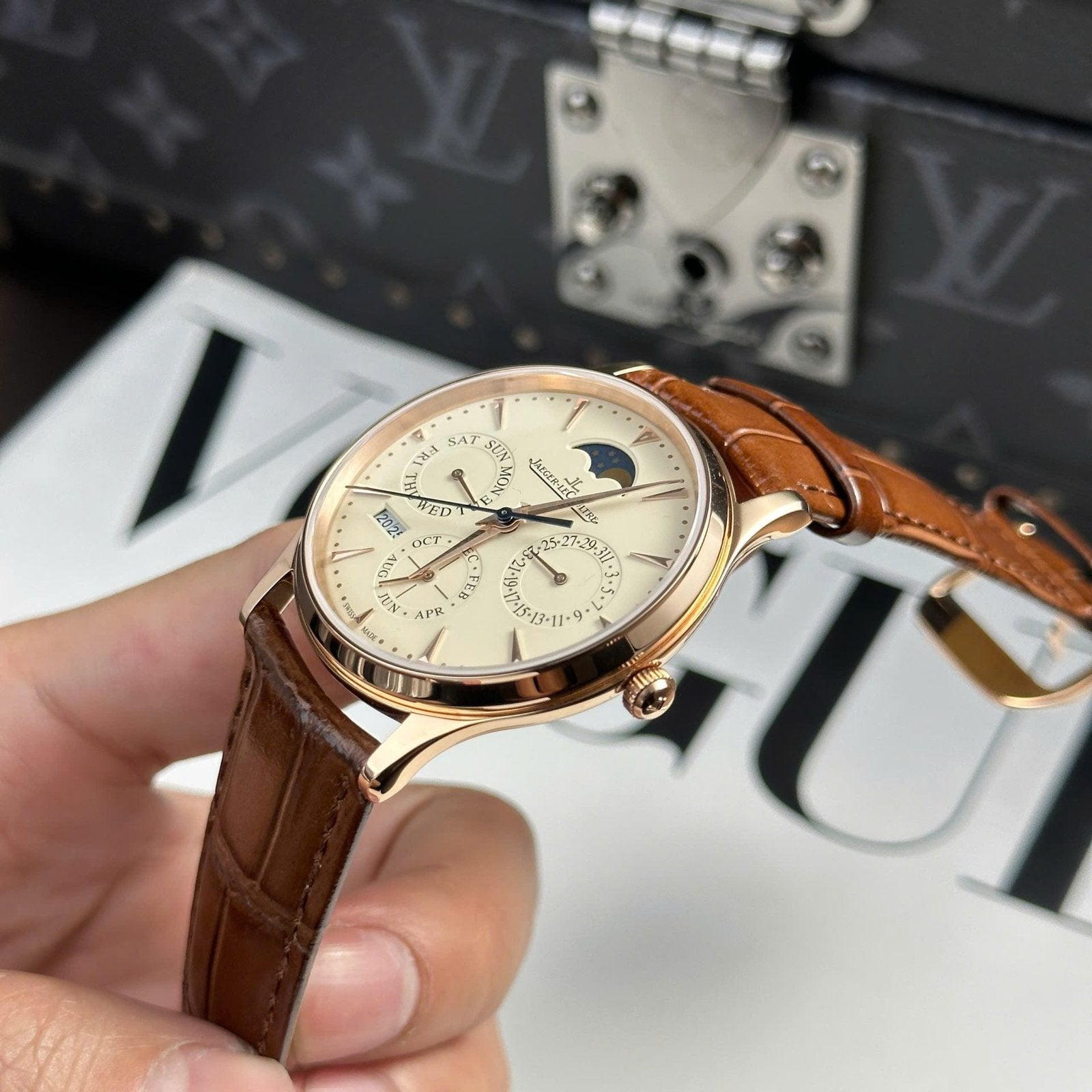 Jaeger LeCoultre Watch Ultrathin Perpetual Calendar Leather Strap 39mm