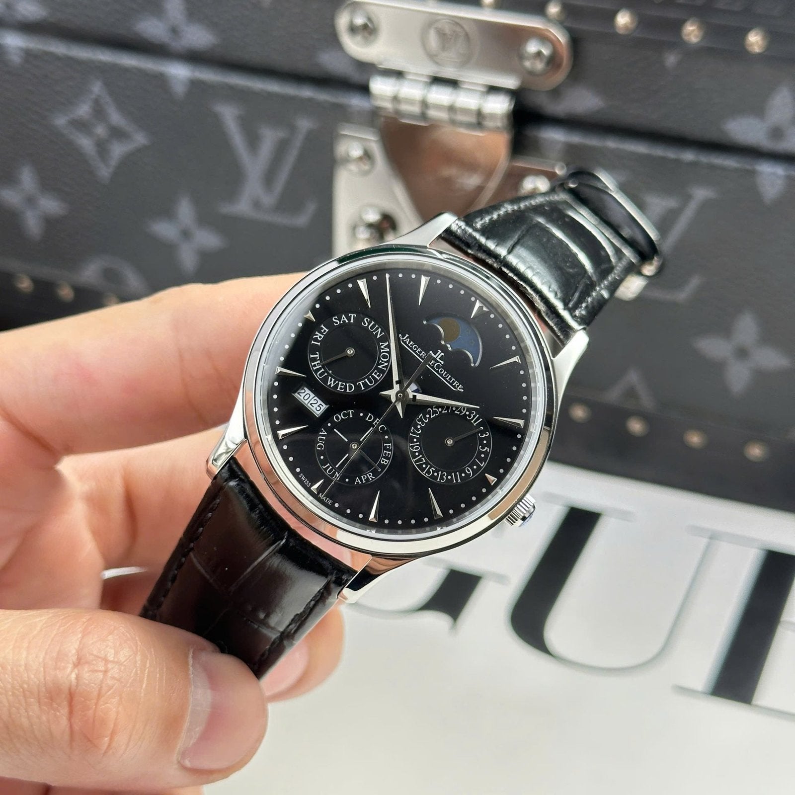 Jaeger LeCoultre Watch Ultrathin Perpetual Calendar Dial Black 39mm