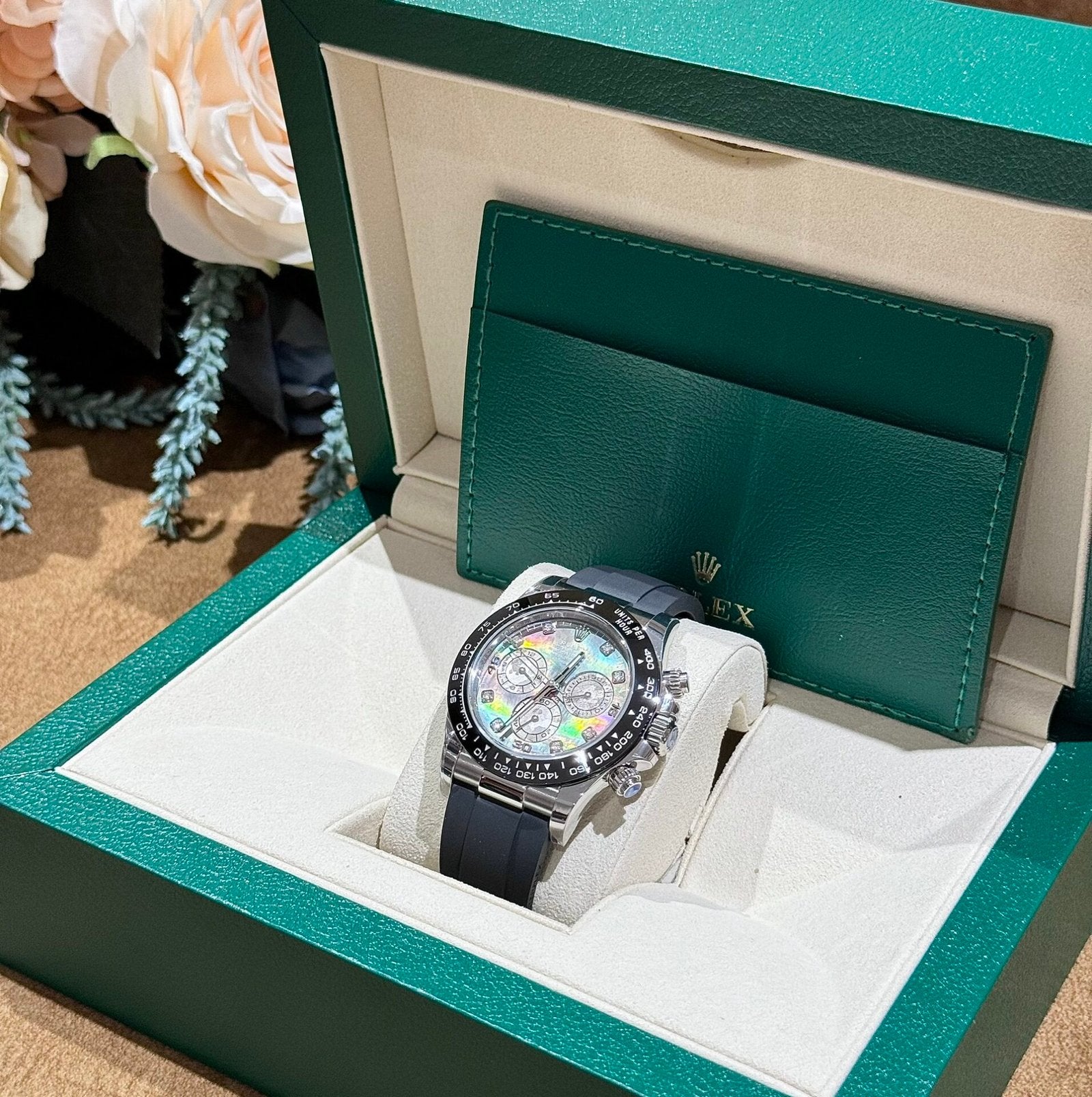 Rolex Watch Daytona Mother Of Pearl And Moissanite Diamonds Dial 40mm