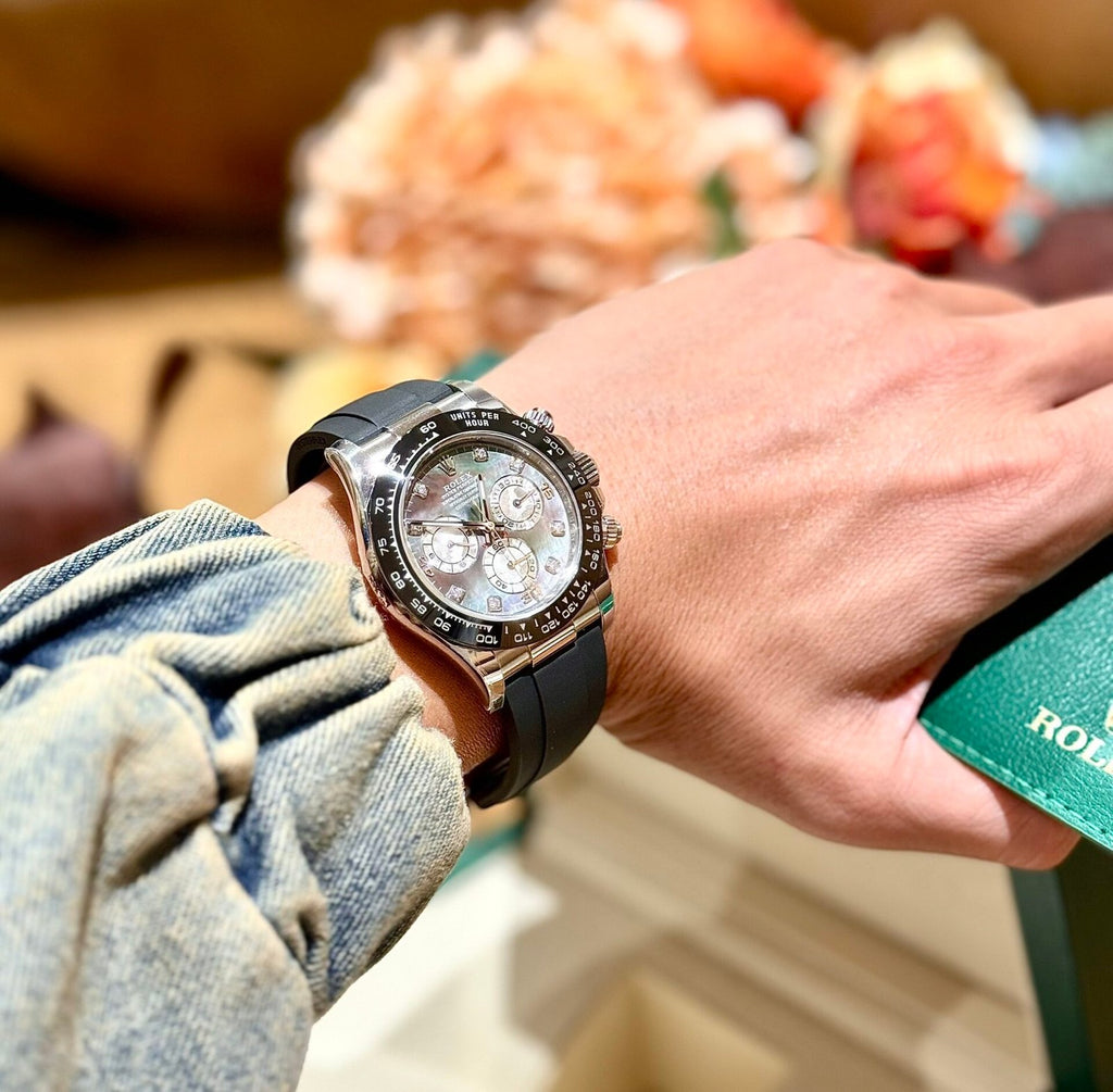 Rolex Watch Daytona Mother Of Pearl And Moissanite Diamonds Dial 40mm