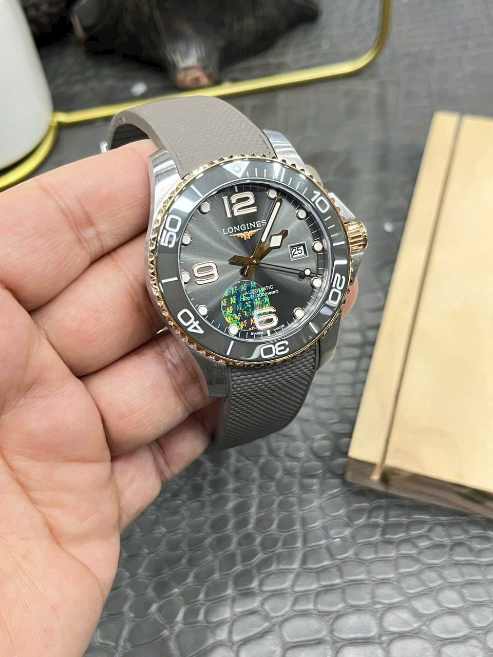 Longines HydroConquest Watch Gray Dial Rubber Strap 43mm