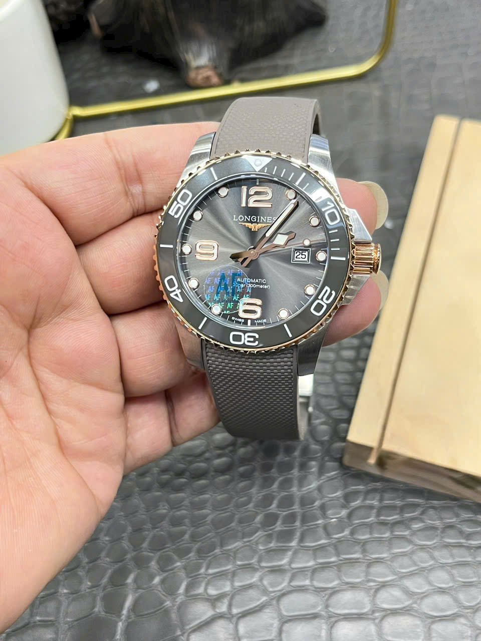 Longines HydroConquest Watch Gray Dial Rubber Strap 43mm