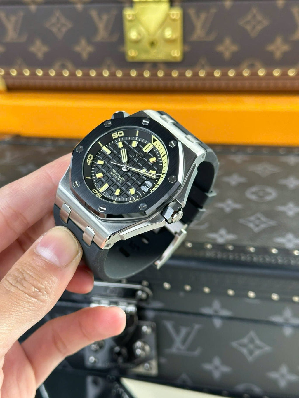 Audemars Piguet Watch Royal Oak Offshore 15720ST Black 42mm