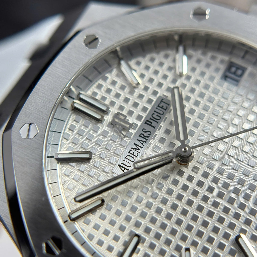 Audemars Piguet Royal Oak 15500 Watch White Dial 41mm