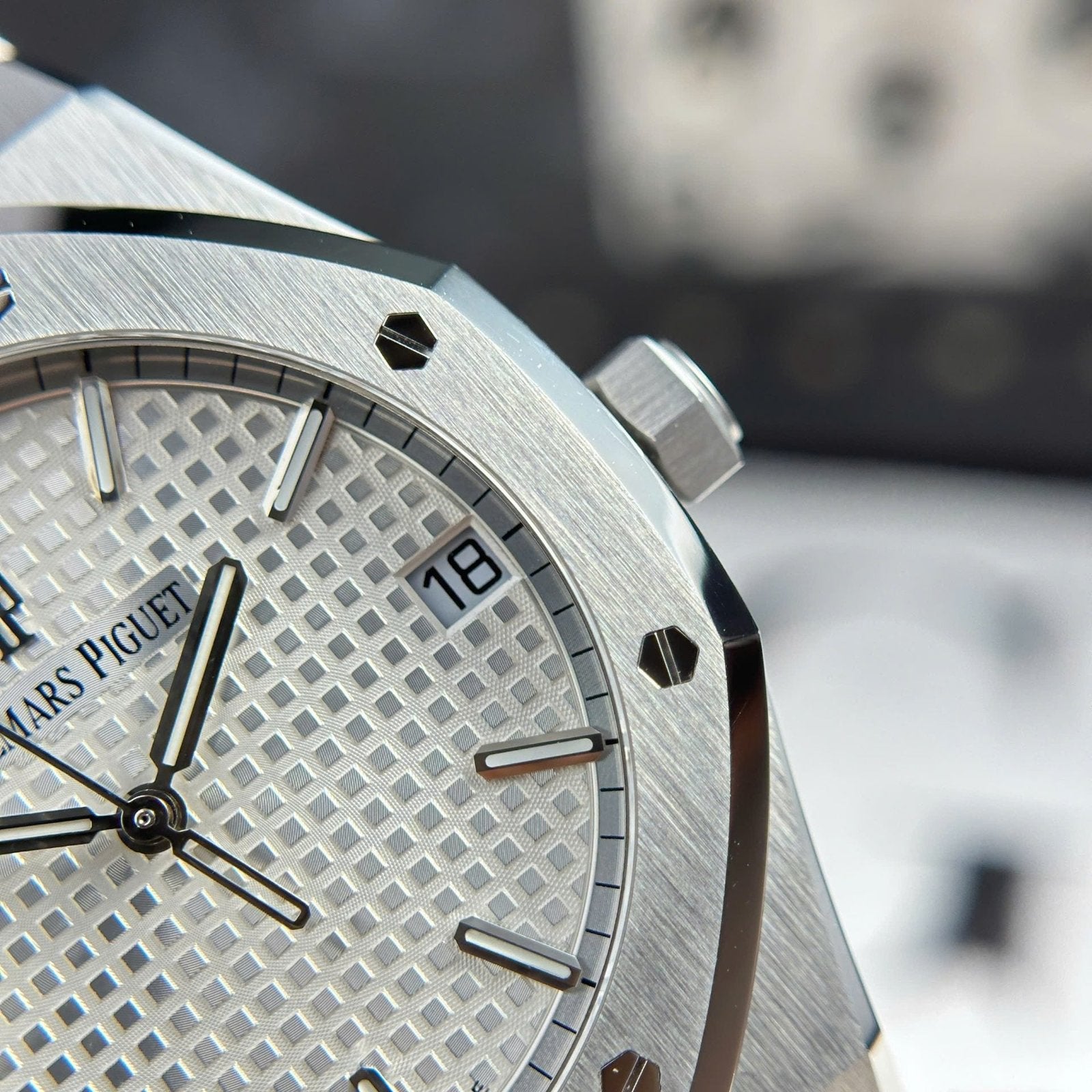 Audemars Piguet Royal Oak 15500 Watch White Dial 41mm