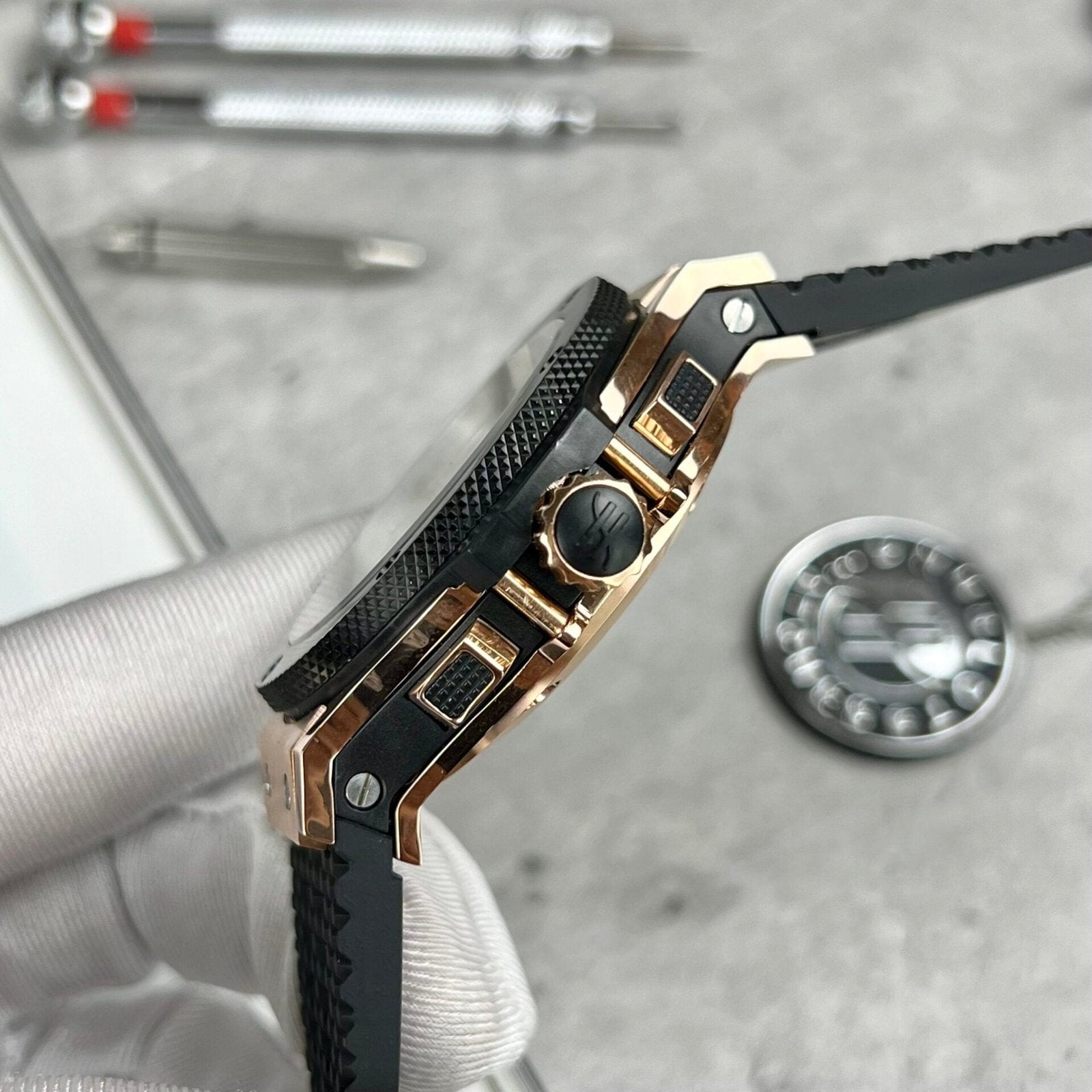 Hublot Watch Big Bang King Gold Black Dial Rubber Strap 44mm