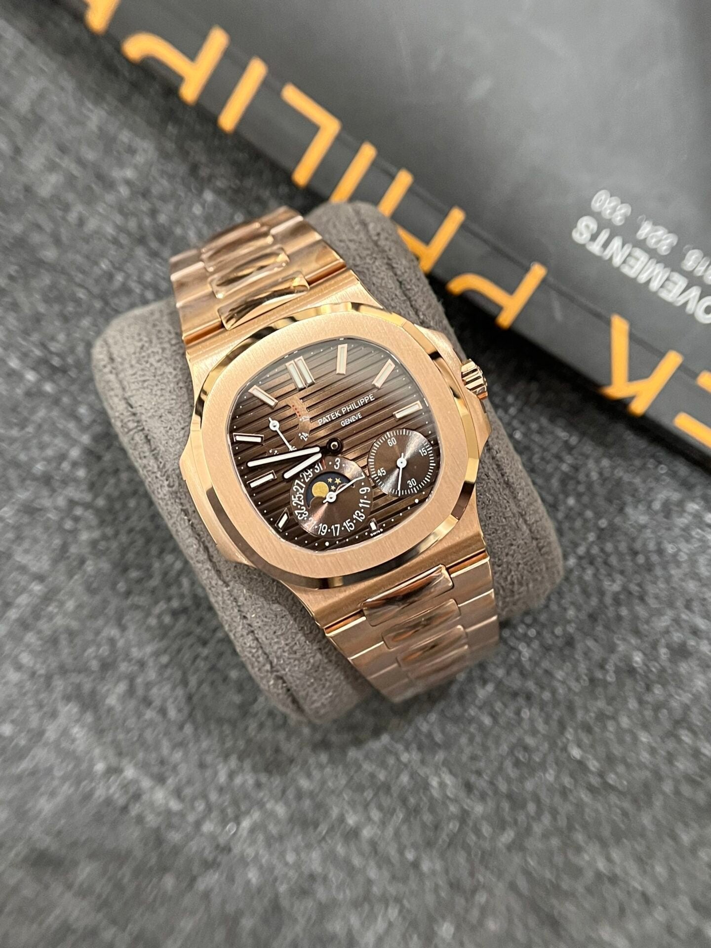 Patek Philippe Nautilus 5712R Watch Rose Gold Chocolate Dial 40mm