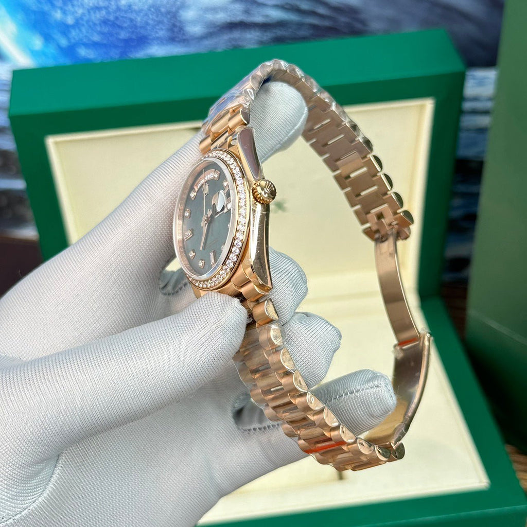 Rolex Day-Date Purple Mother of Pearl Dial Watch 40mm