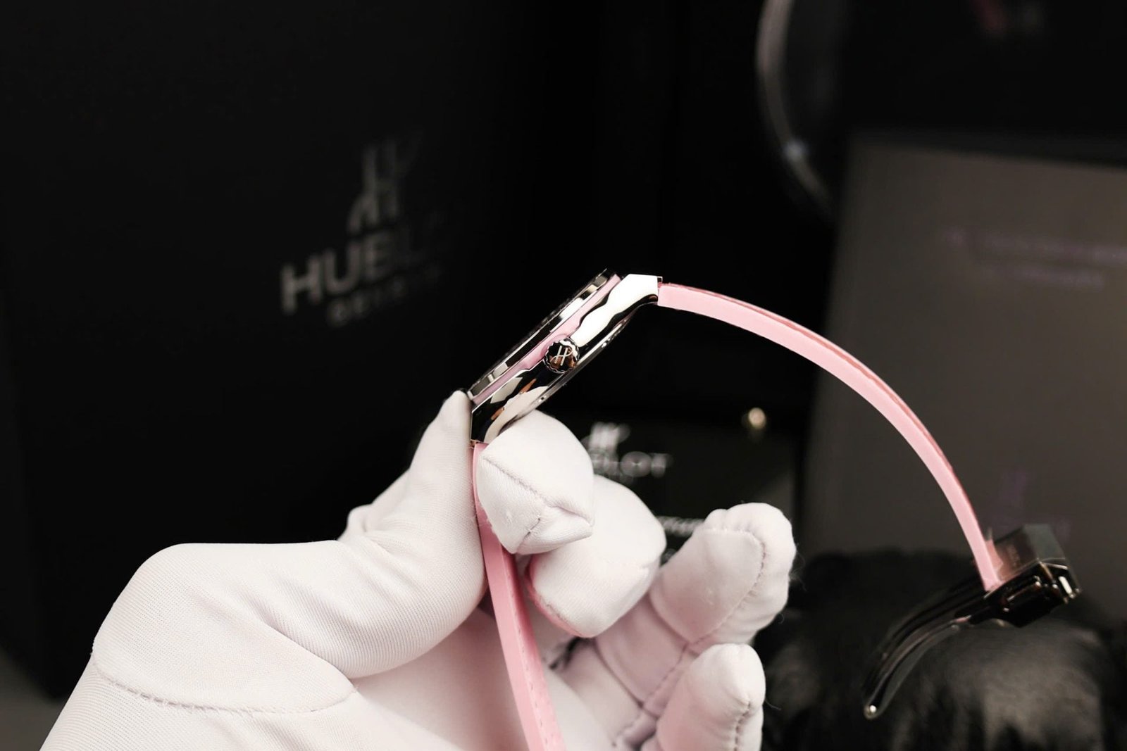 Hublot Classic Fusion Watch Dial Mother Of Pearl Pink + Moissanite Diamonds 33mm