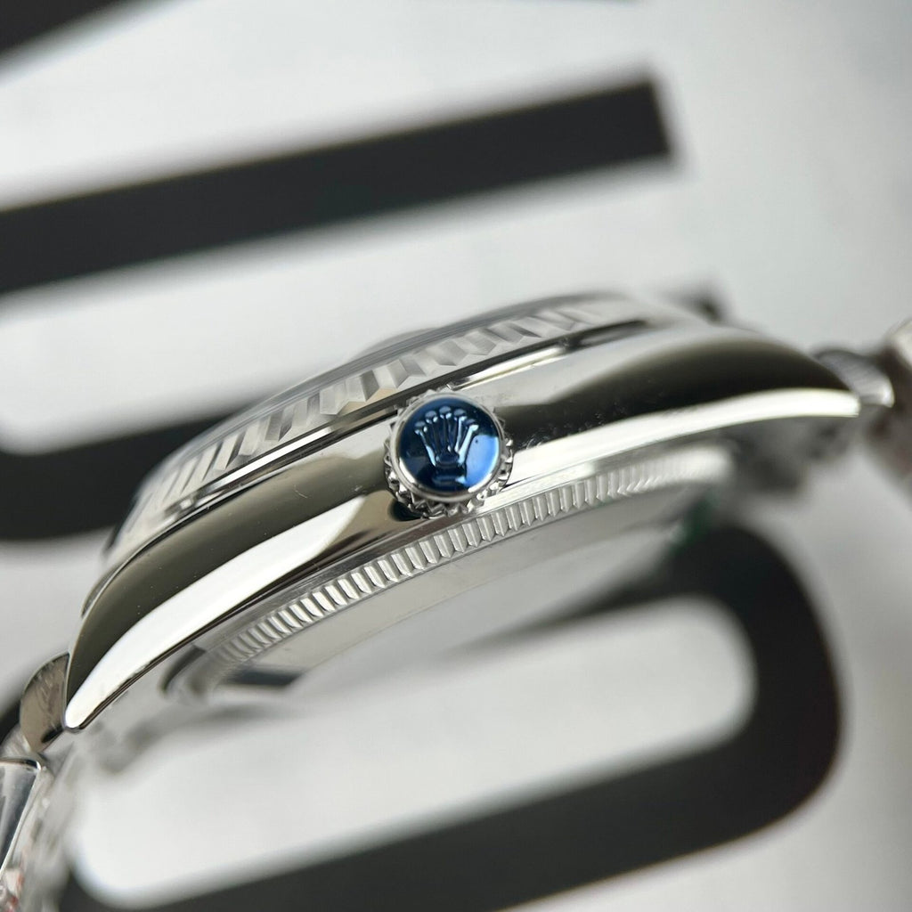 Rolex DateJust Watch Jubilee Strap With Mother of Pearl Dial 31mm