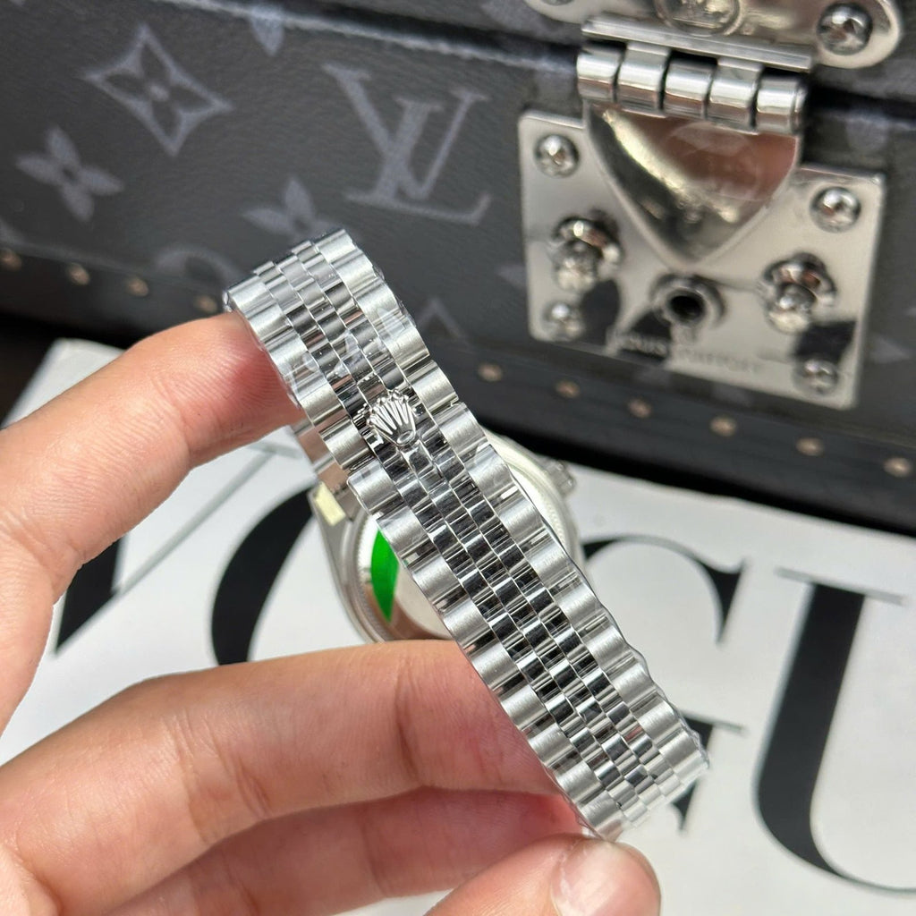 Rolex DateJust Watch Dial Green Jubilee Strap 31mm