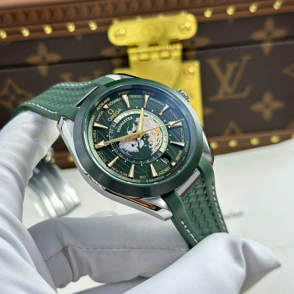 Omega Aqua Terra Worldtimer Watch Green Dial Rubber Strap 43mm