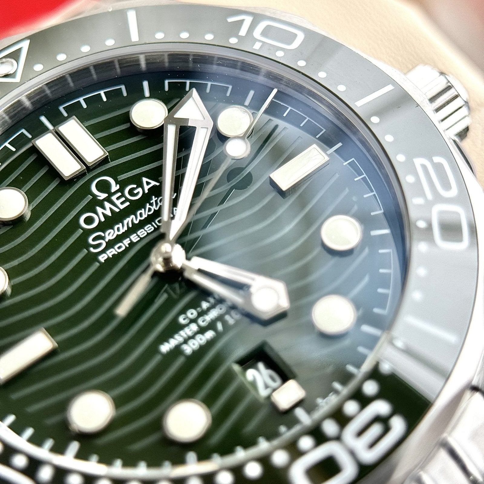 Omega Watch Seamaster Diver 300M Dial Green 42mm