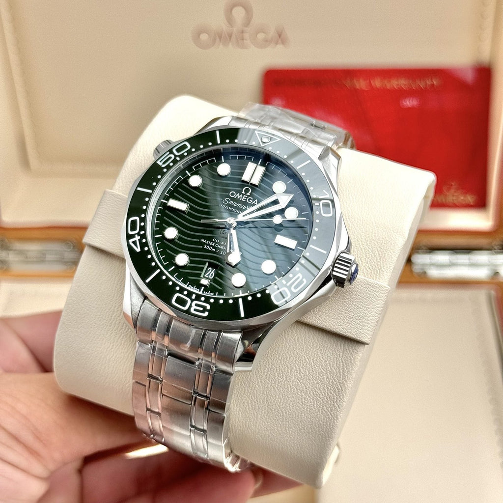 Omega Watch Seamaster Diver 300M Dial Green 42mm