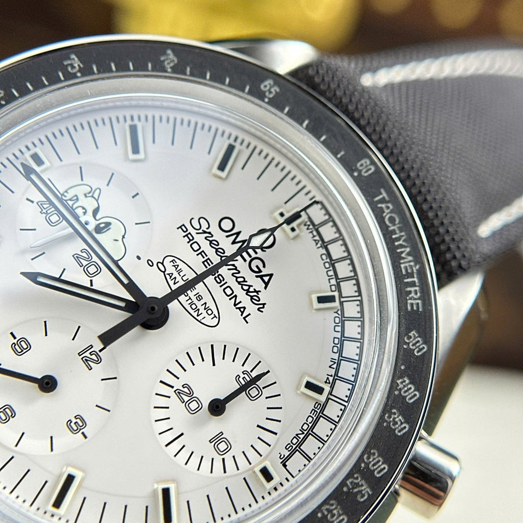 Omega Watch Speedmaster Apollo 13 Silver Snoopy Manual Winding 42mm