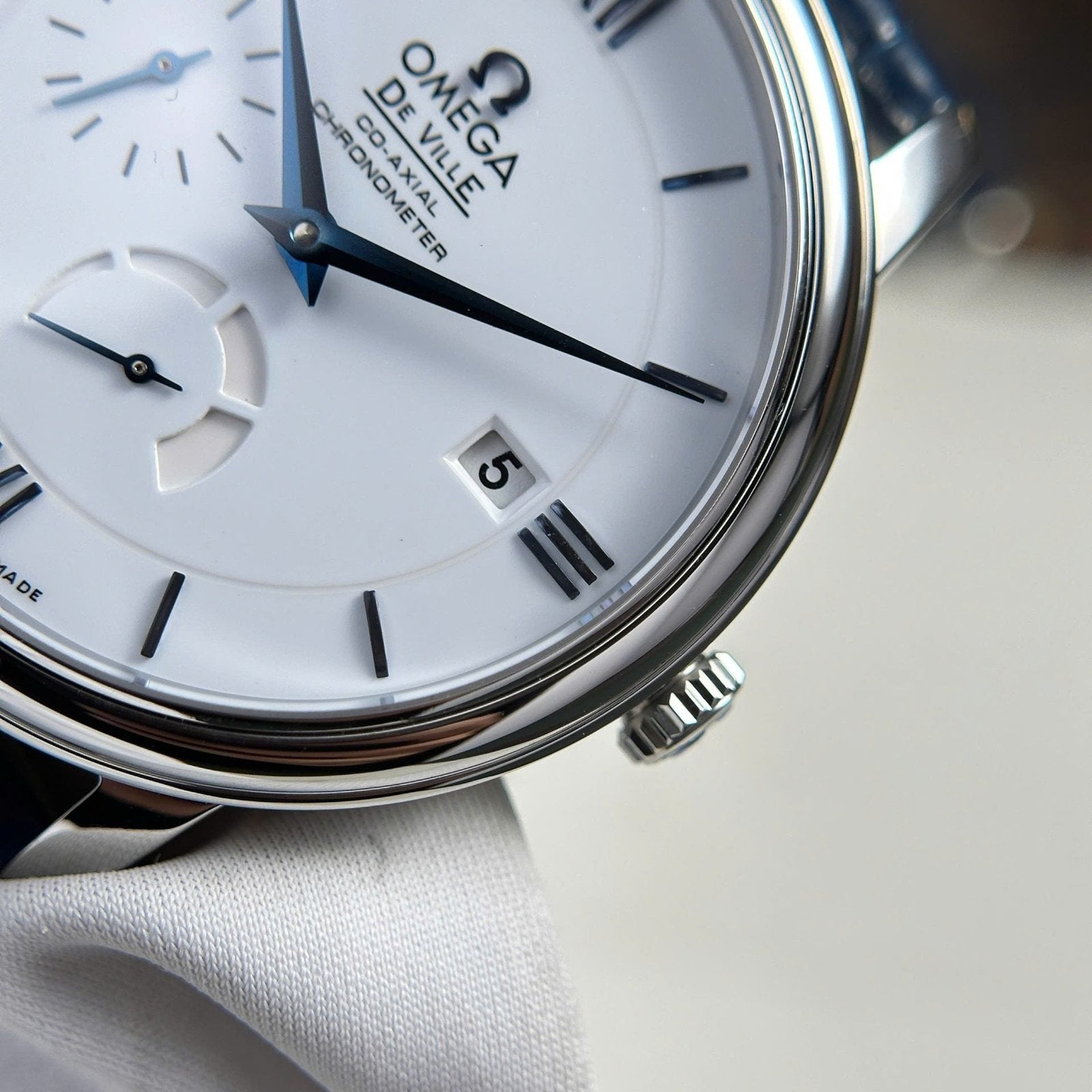 Omega Watch De Ville Prestige Power Reserve White Dial 39.5mm