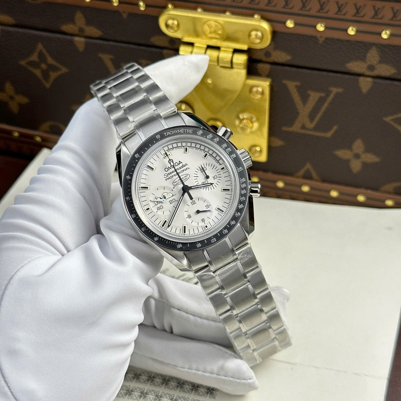 Omega Watch Speedmaster Apollo 13 Silver Snoopy Metal Wire 42mm