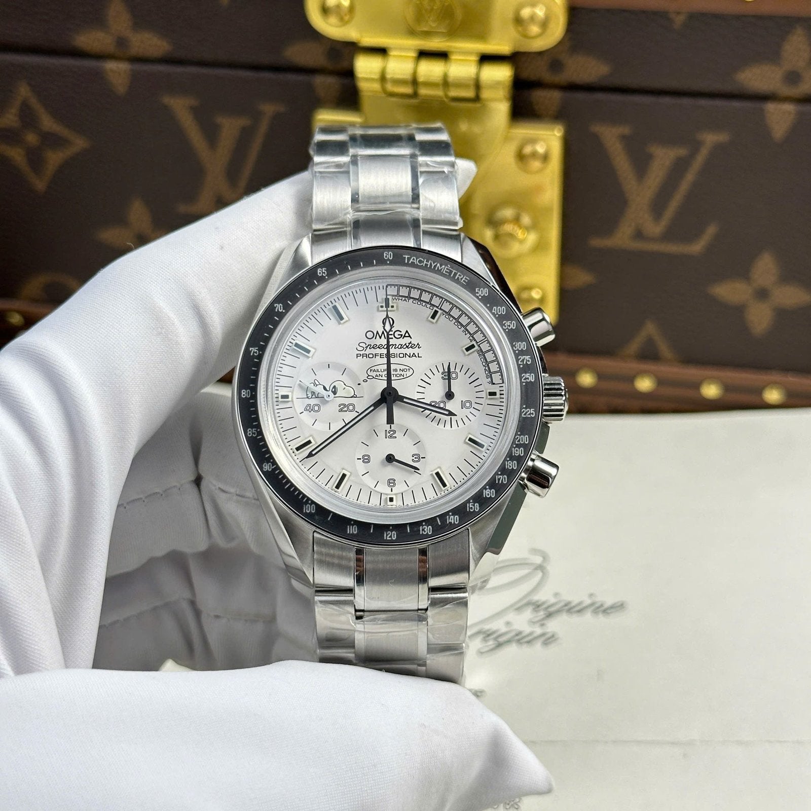 Omega Watch Speedmaster Apollo 13 Silver Snoopy Metal Wire 42mm