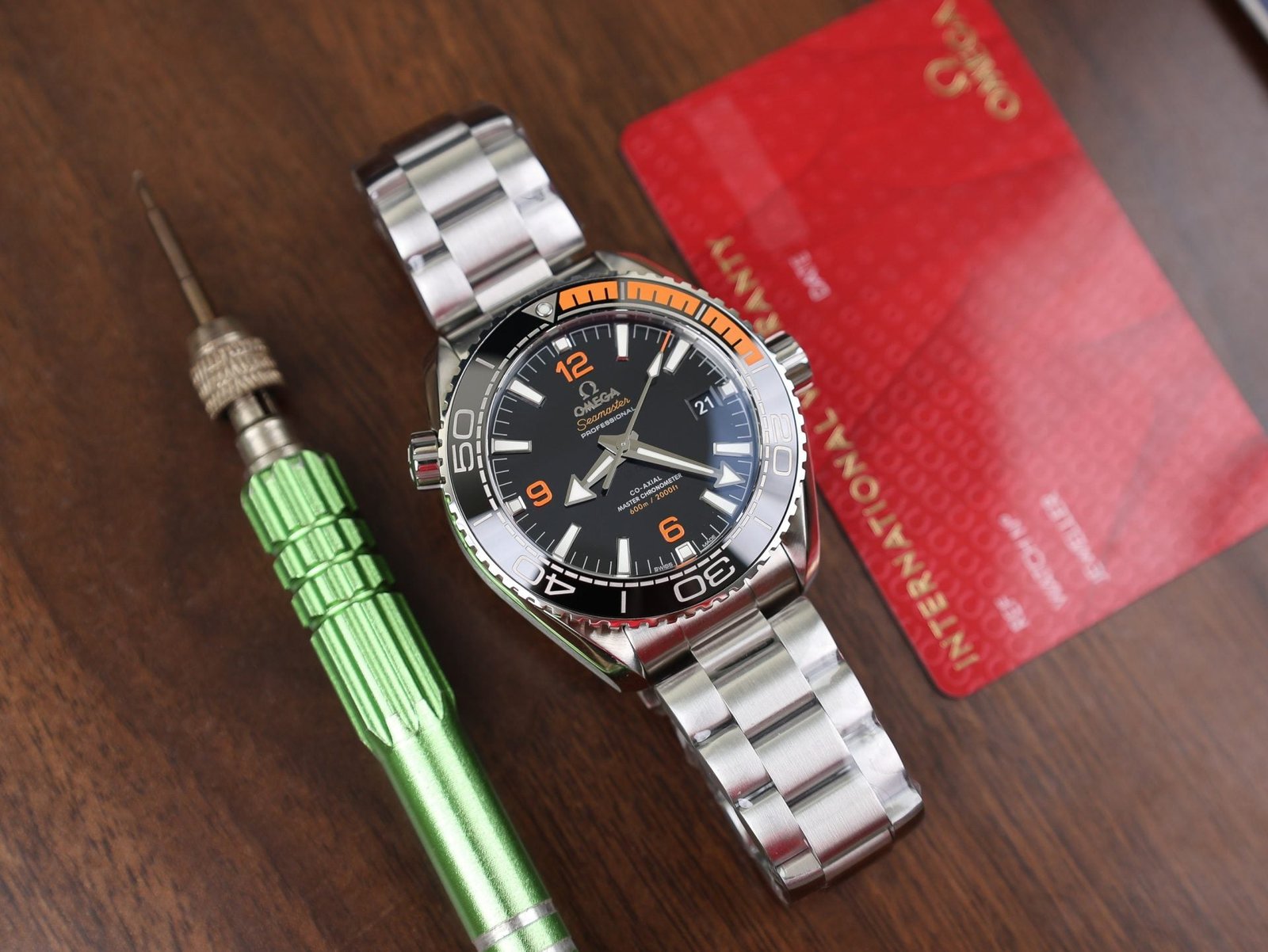 Omega Watch Planet Ocean Metal Strap Dial Black 43.5mm