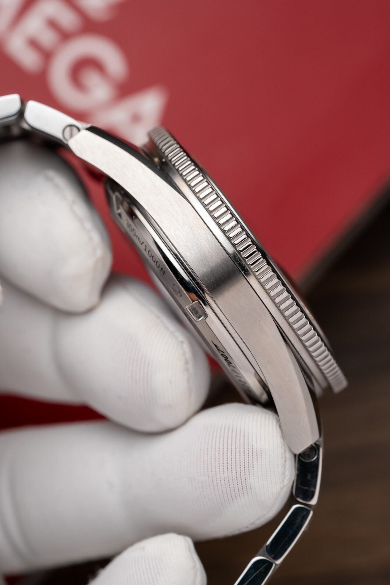 Omega Seamaster 007 Watch Black Dial 41mm