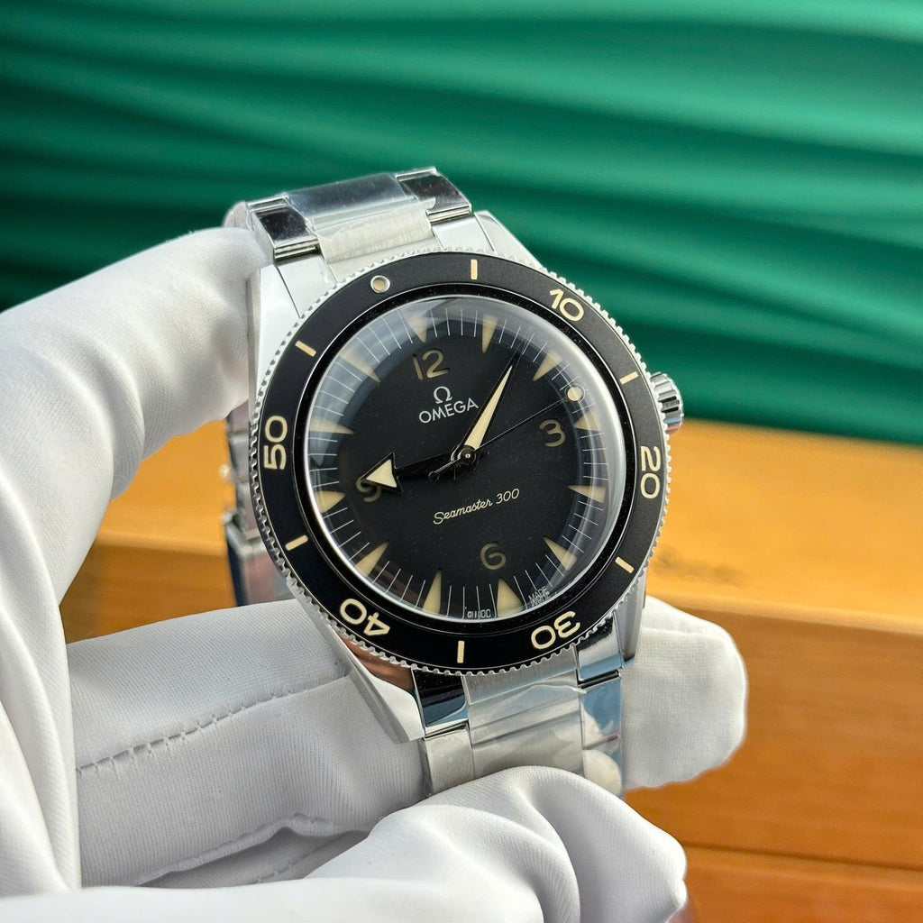 Omega Seamaster 300 Heritage Watch Black Dial Metal Wire 41mm