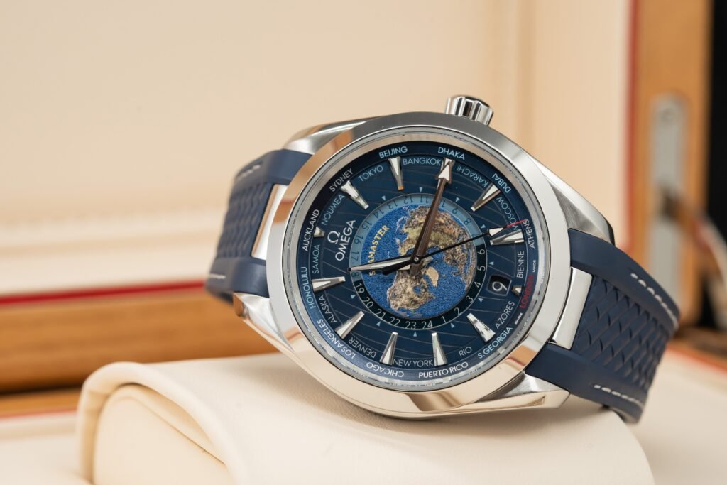 Omega Watch Seamaster Aqua Terra Blue Dial Rubber Strap 43mm