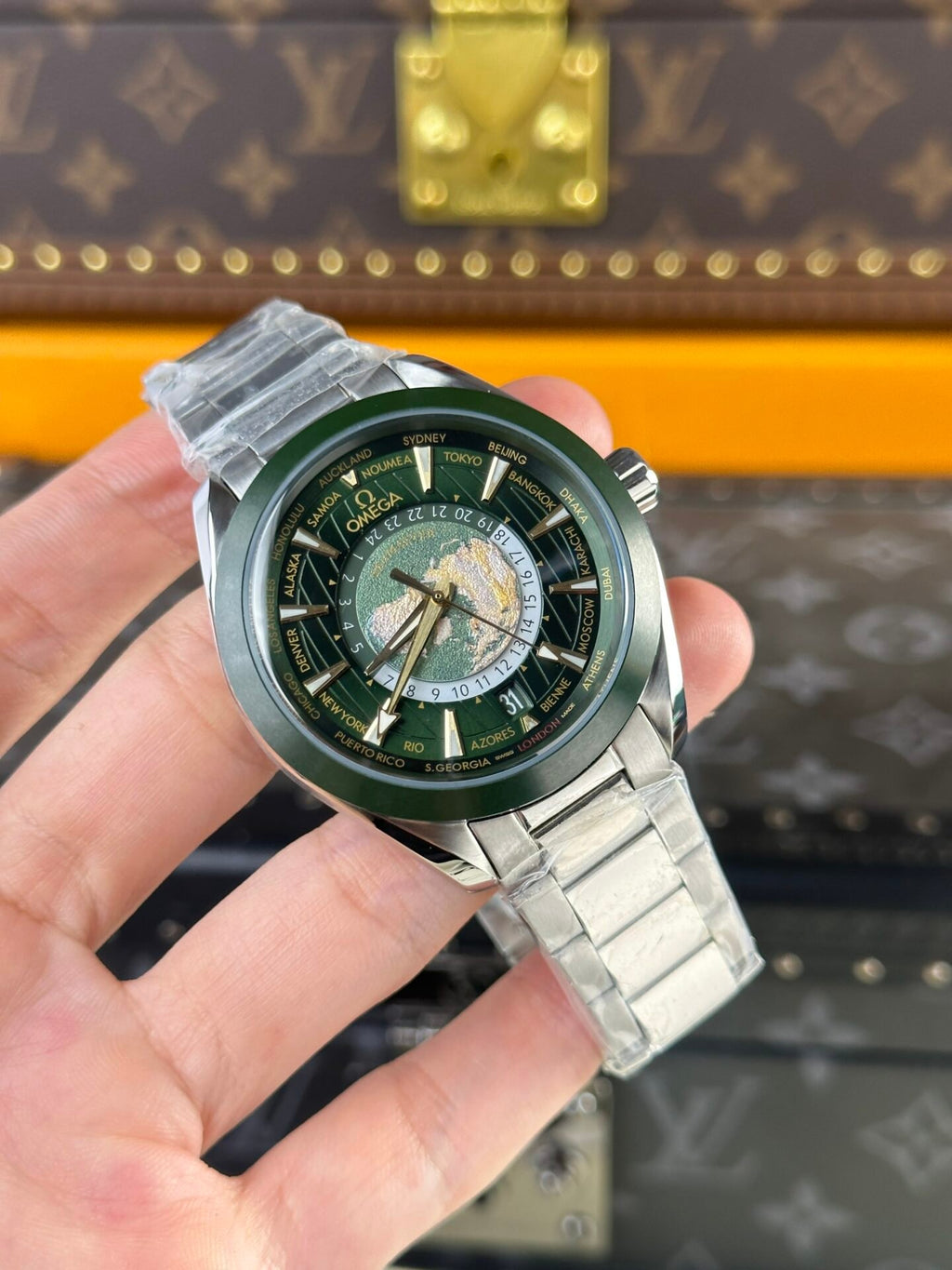 Omega Watch Seamaster Aqua Terra Dial Green 43mm