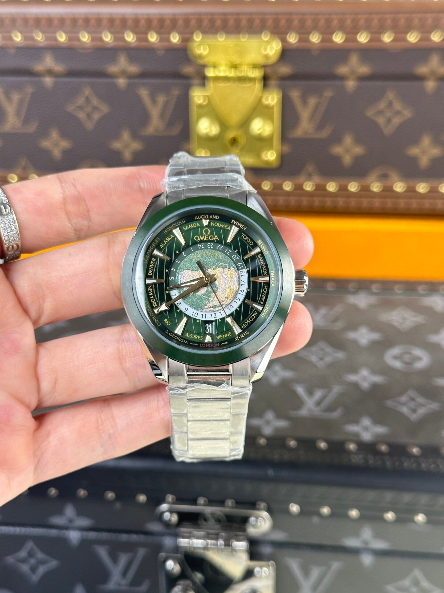 Omega Watch Seamaster Aqua Terra Dial Green 43mm