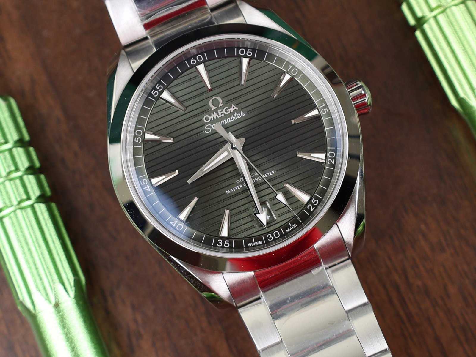 Omega Watch Seamaster Aqua Terra Green Dial Metal Wire 41mm