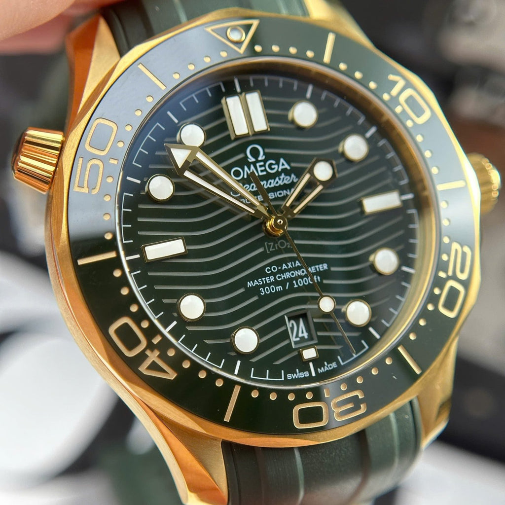 Omega Seamaster Diver 300M Watch Dial Green 42mm