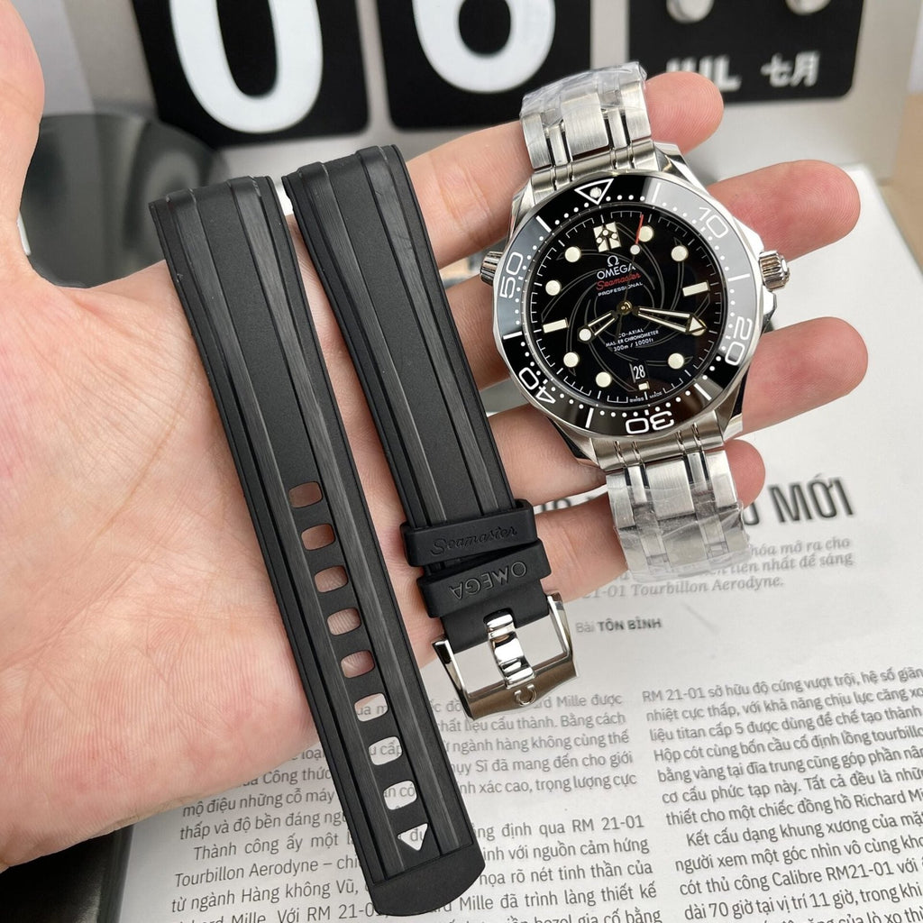 Omega Watch Seamaster James Bond 007 Black Dial 42mm