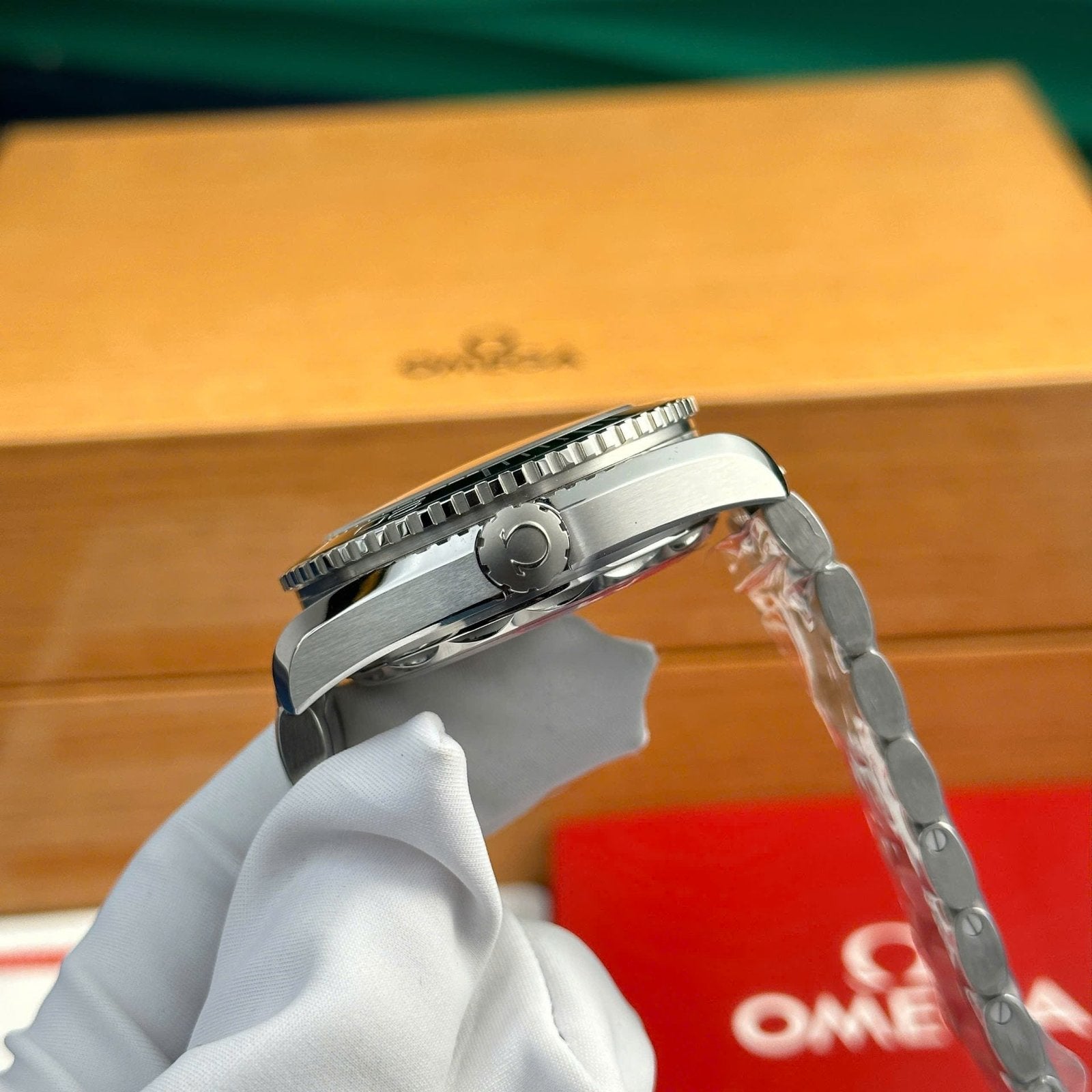 Omega Seamaster Planet Ocean 600M Watch Metal Wire 43.5mm