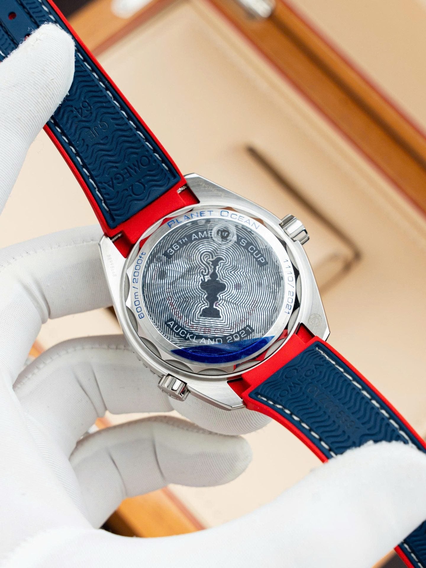 Omega Seamaster Planet Ocean 600M Watch White Dial Rubber Strap 43,5mm