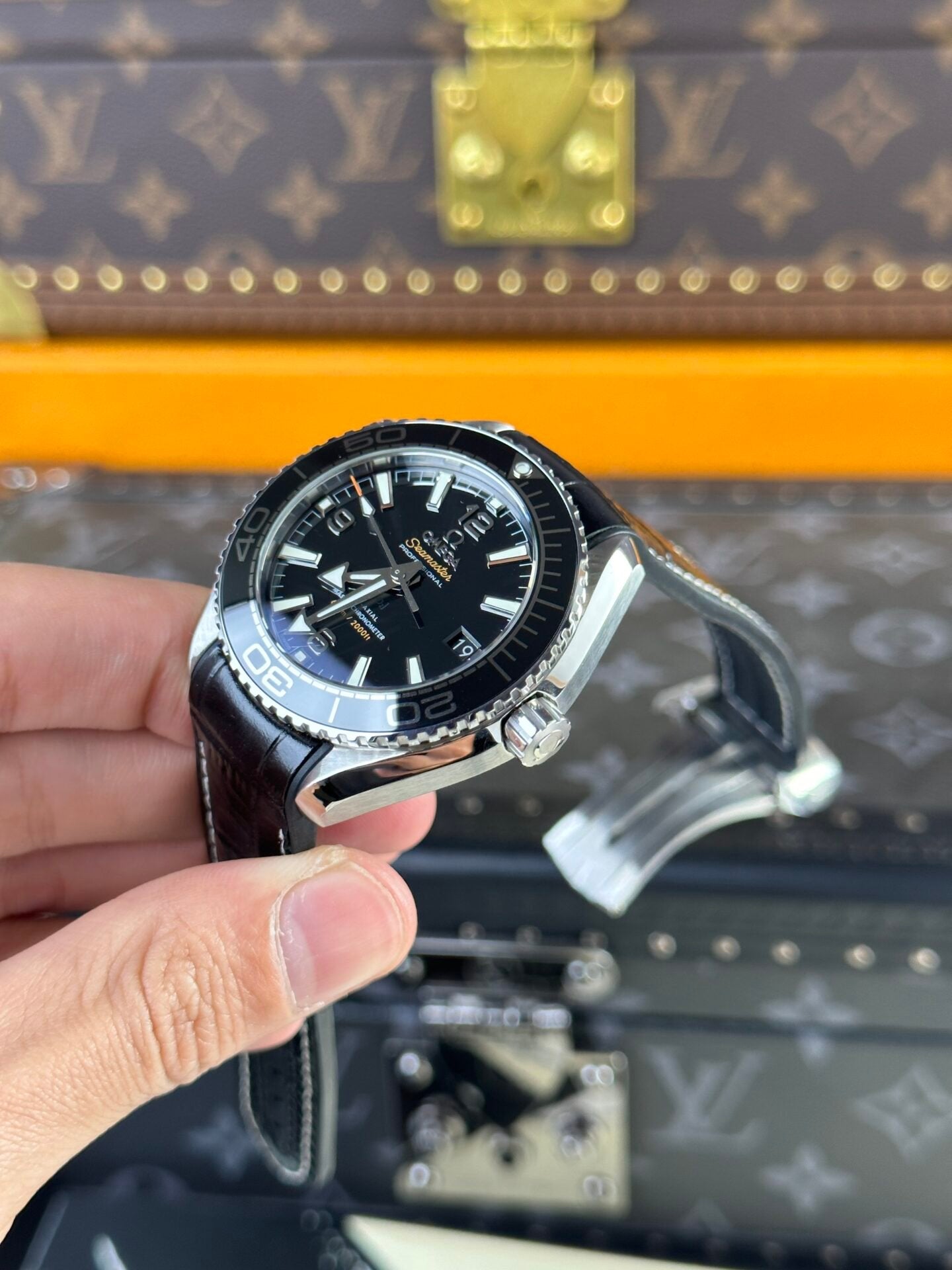 Omega Seamaster Planet Ocean Watch Black Dial 39.5mm