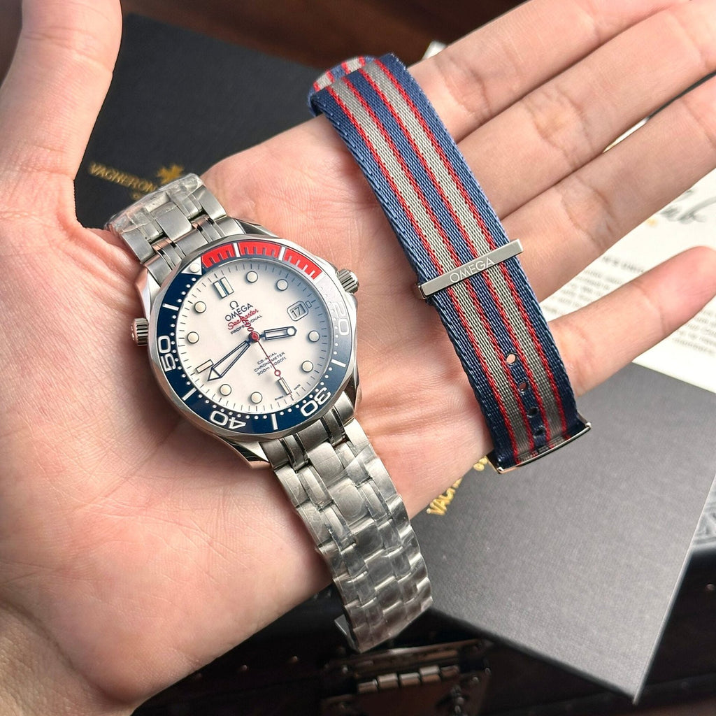 Omega Seamaster Profesional 007 Watch 41mm