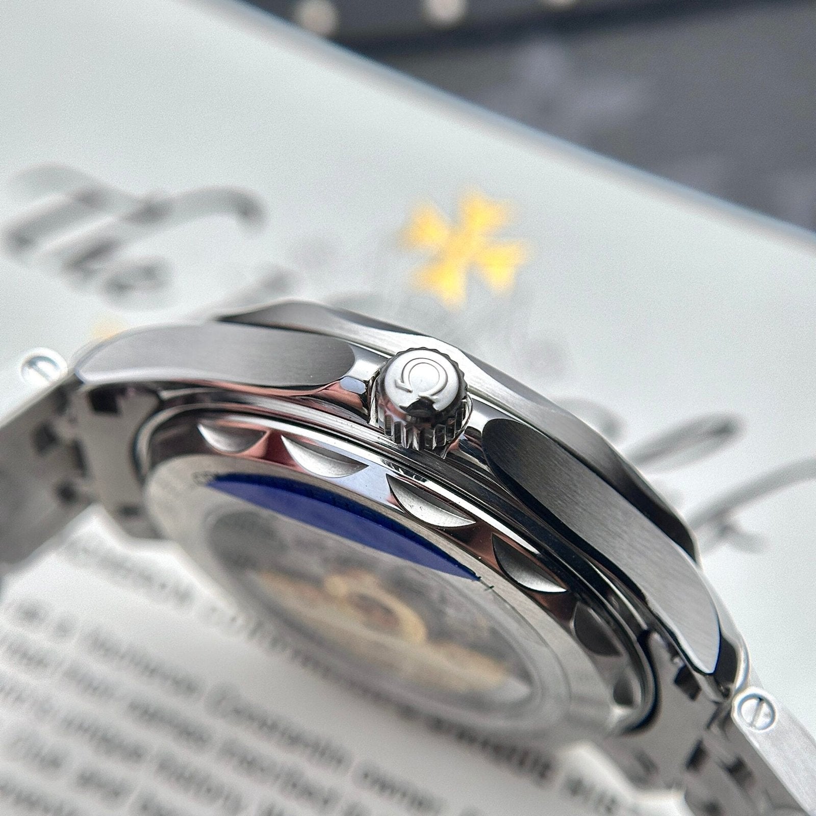Omega Seamaster Profesional 007 Watch 41mm
